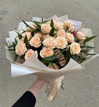 Букет Кремовые розы Латте в Медыни